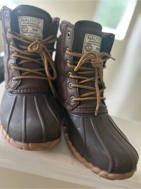 Nautica Channing Brown & Tan Waterproof Duck Boots